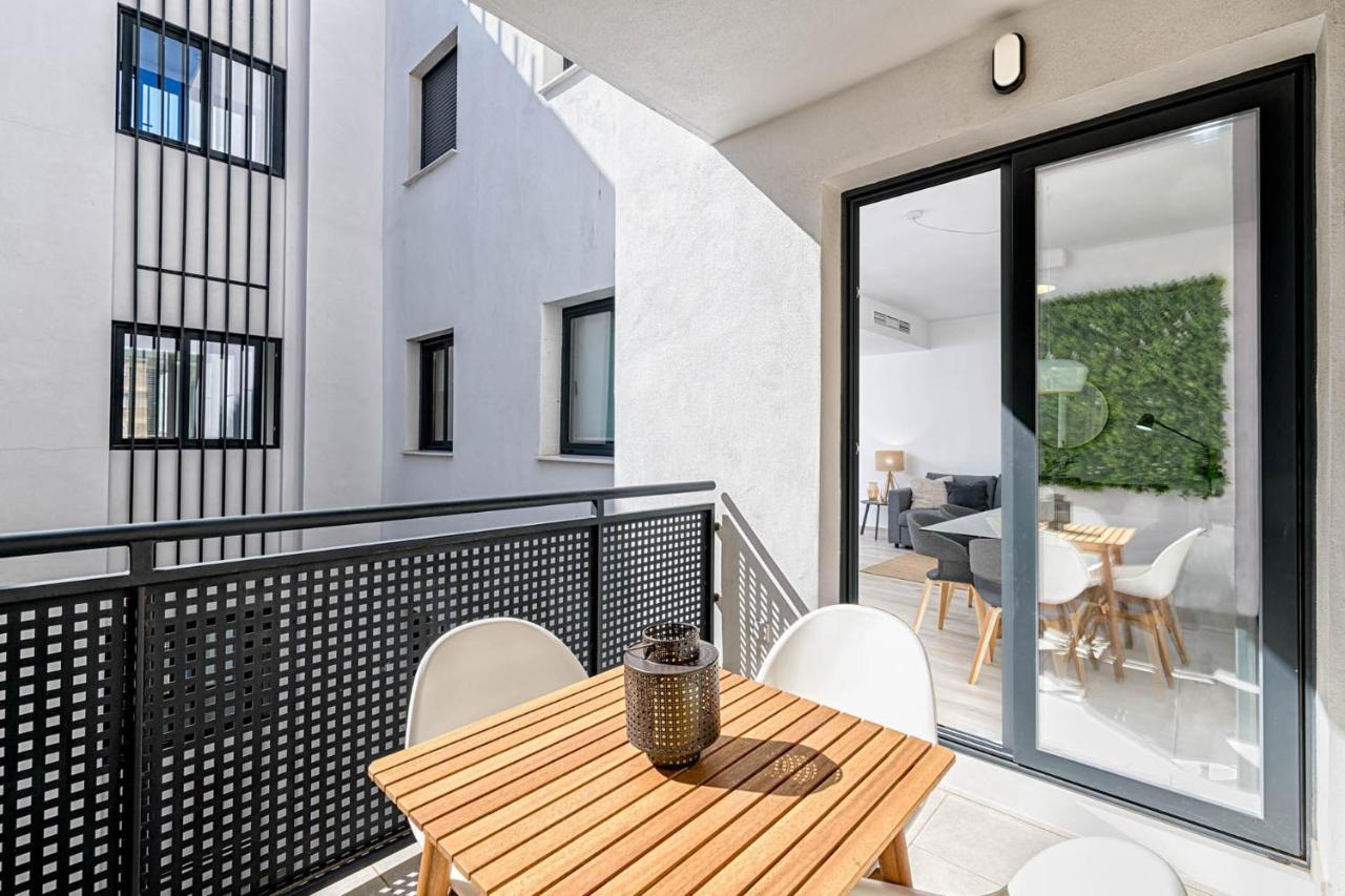 Constancia Apartment In Malaga By Solaga Holiday Homes מראה חיצוני תמונה